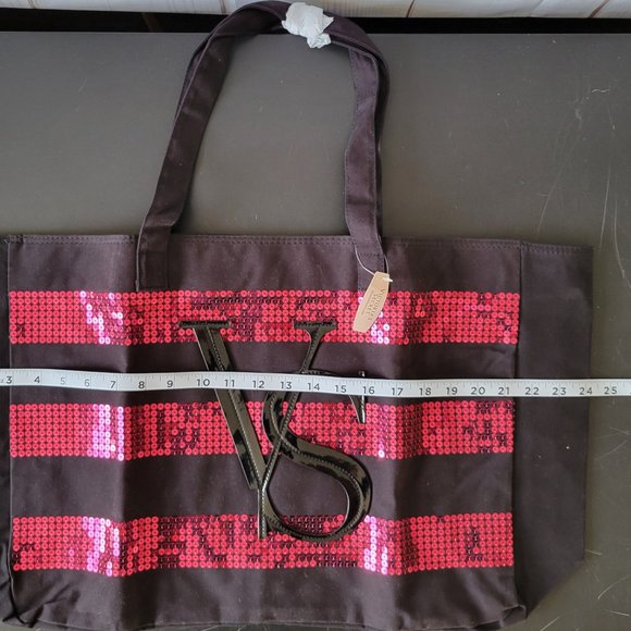 NWT Victoria’s Secret large, weekend/travel bag, Black & Pink sequin overnight - Picture 4 of 5